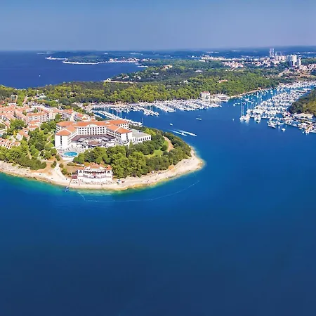 Stunning Apartment In Pula * Pula