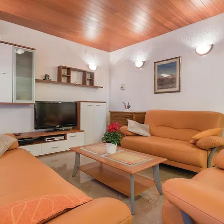 Apartament 2 Bedroom In *