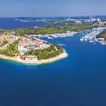 2 Bedroom In * Pula